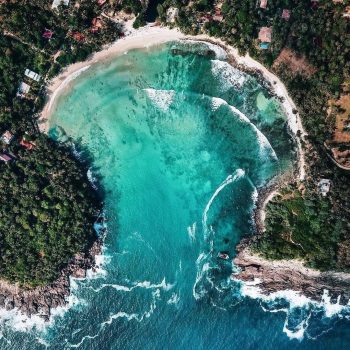 hiriketiya-beach-srilanka